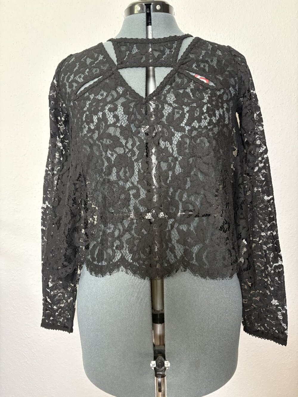 Free People Black Floral Lace Sheer Keyhole Back Long Sleeve Blouse Top XS